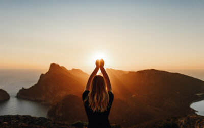 A Journey to Self-Discovery with A Course in Miracles: Vancouver Island Holistic Counselling 2022